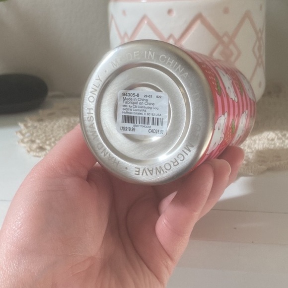 NWT Claire’s Strawberry Hamster Stainless Steel Water Bottle - Picture 3 of 5